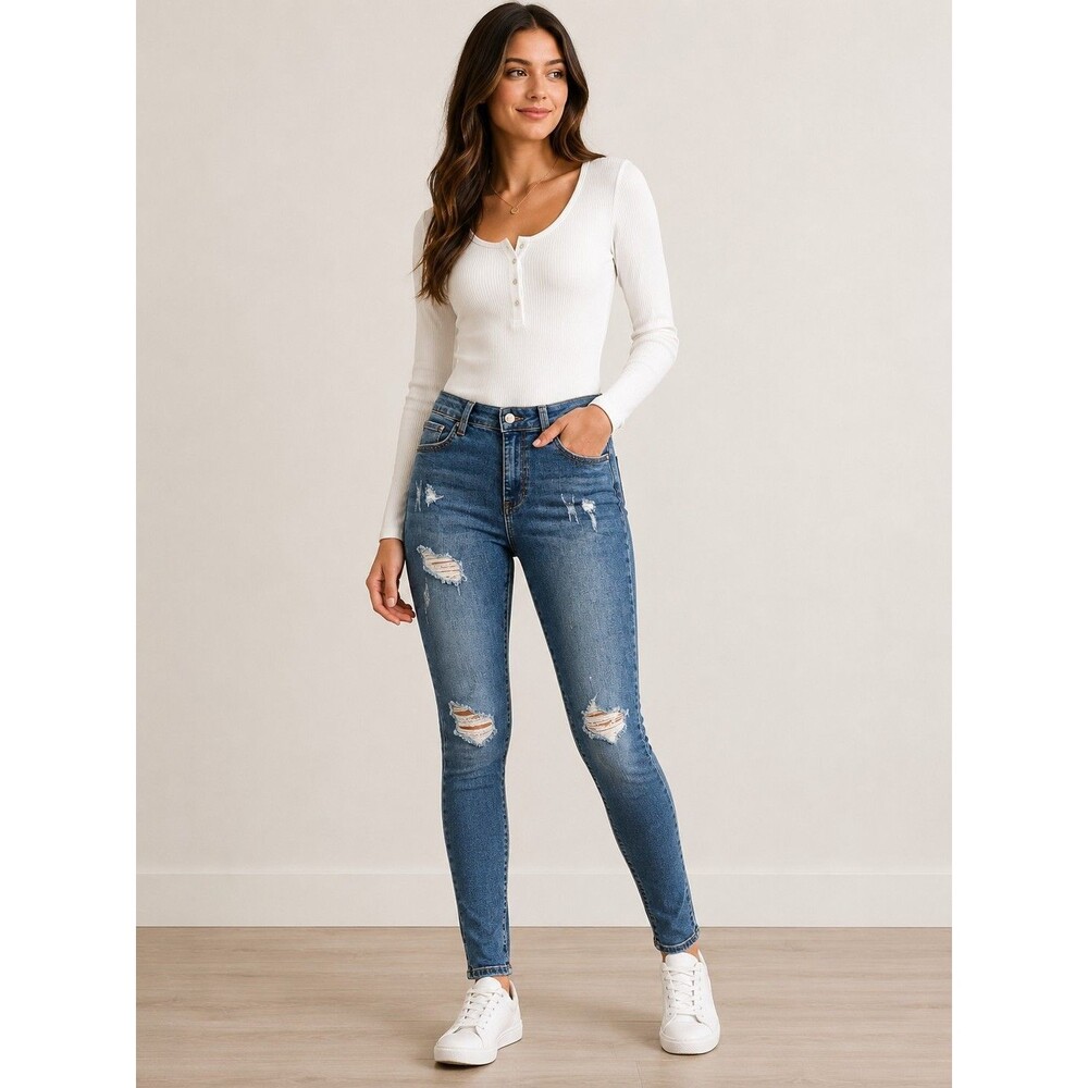 Fashion Nova Women's Distressed Skinny Jeans Size 7 – Medium Wash Stretch Denim